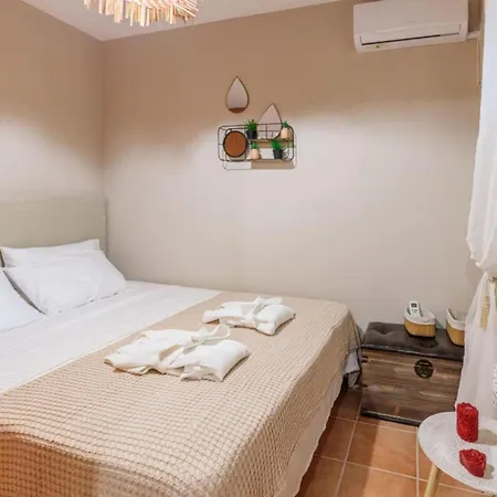 Feriehus Elaia's Seaside Heaven