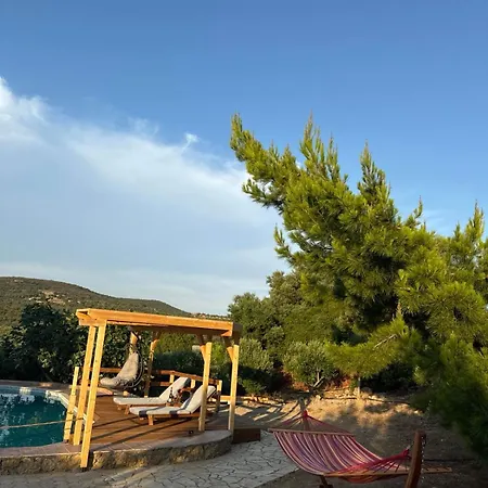بيت للعطل Elaia's Seaside Heaven